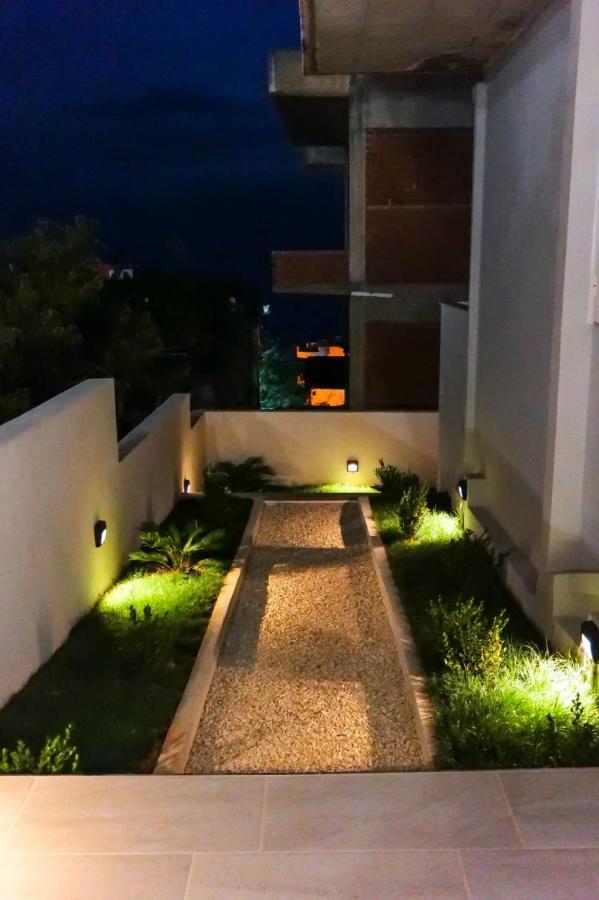 Sarandaview Hotel Exterior foto
